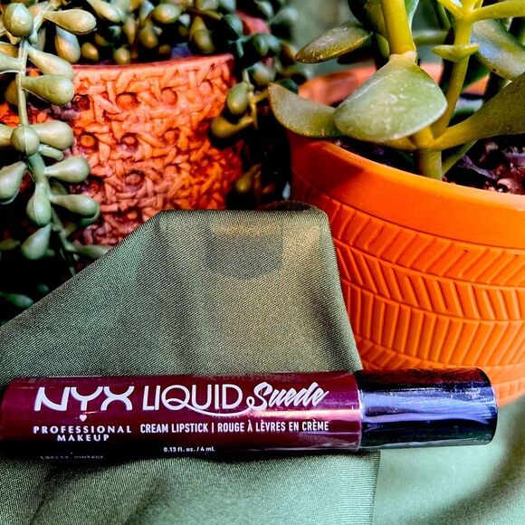 🔥♥️ Bundle ♥️🔥 2 dark lip colors 🔥 NYX 🔥 both NEW - Picture 3 of 9